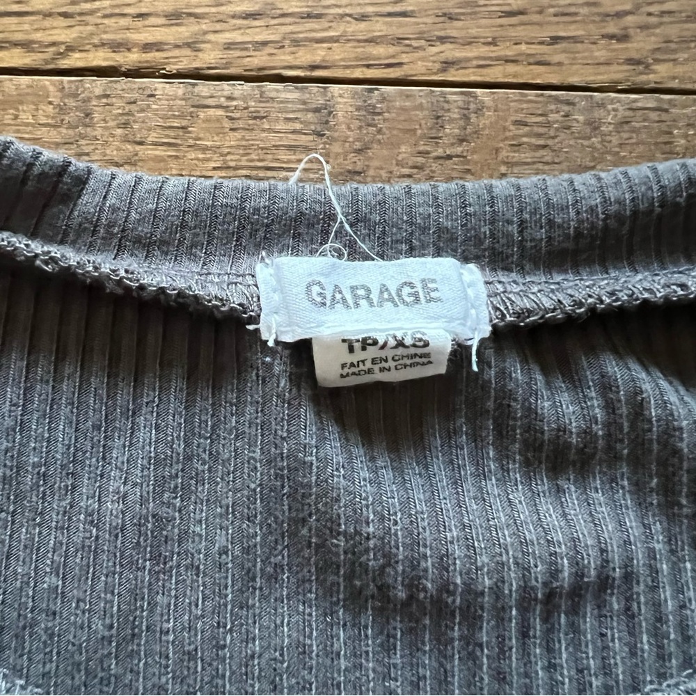 Garage Ribbed Crop Top - Picture 5 of 7
